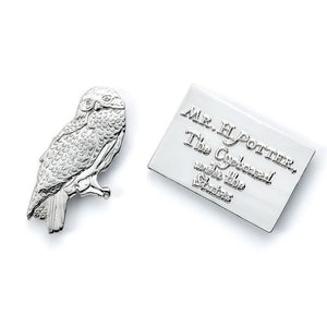 Hedwig and Letter Pin Badge