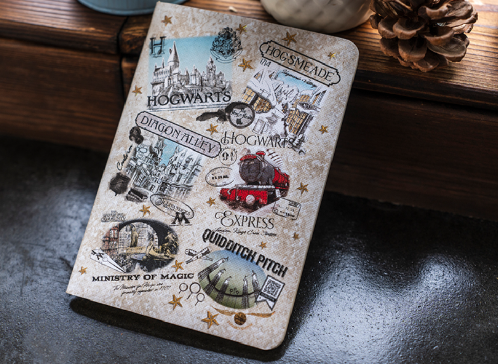 The Wizarding World A4 Lined Cahier